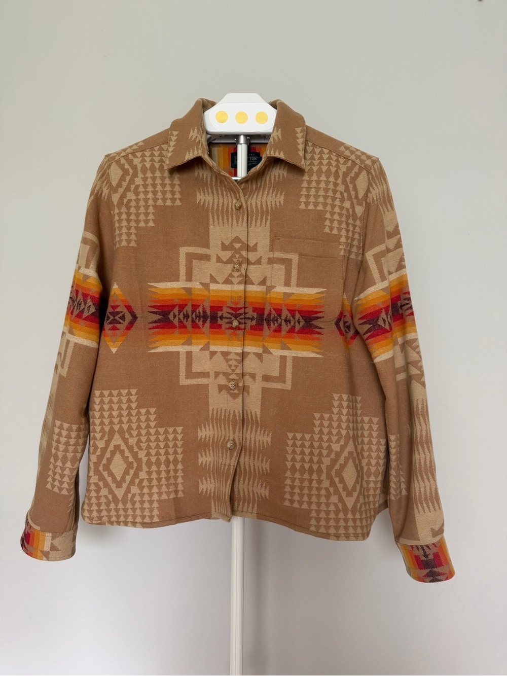Pendleton Women’s Jacquard Lodge Shirt, size L
